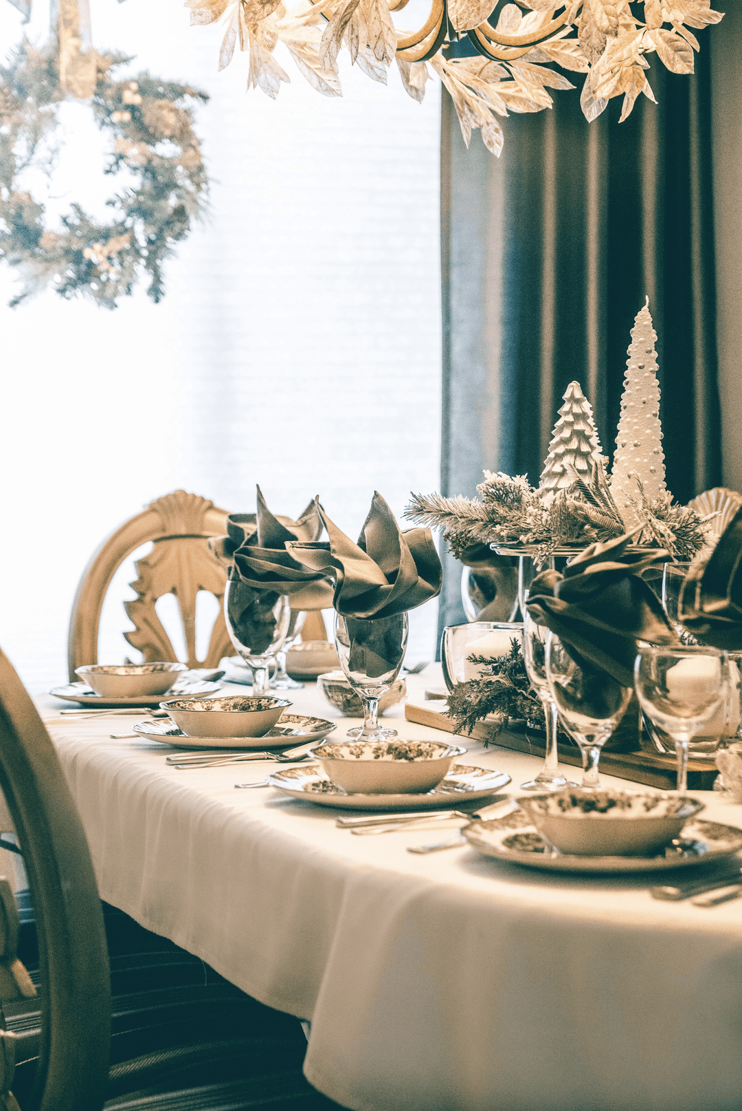 A table in a fine restaurant with elegant decorations